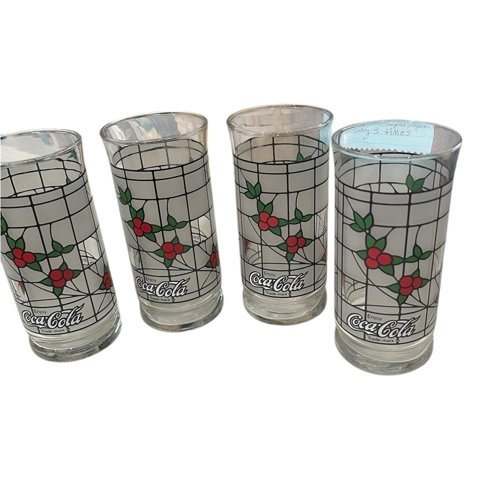 Coca Cola Frosted 6”X 2 3/4”Tumblers set of 4 Libbey Christmas Holly Berry 16 oz